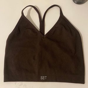 SET ACTIVE WORKOUT TOP